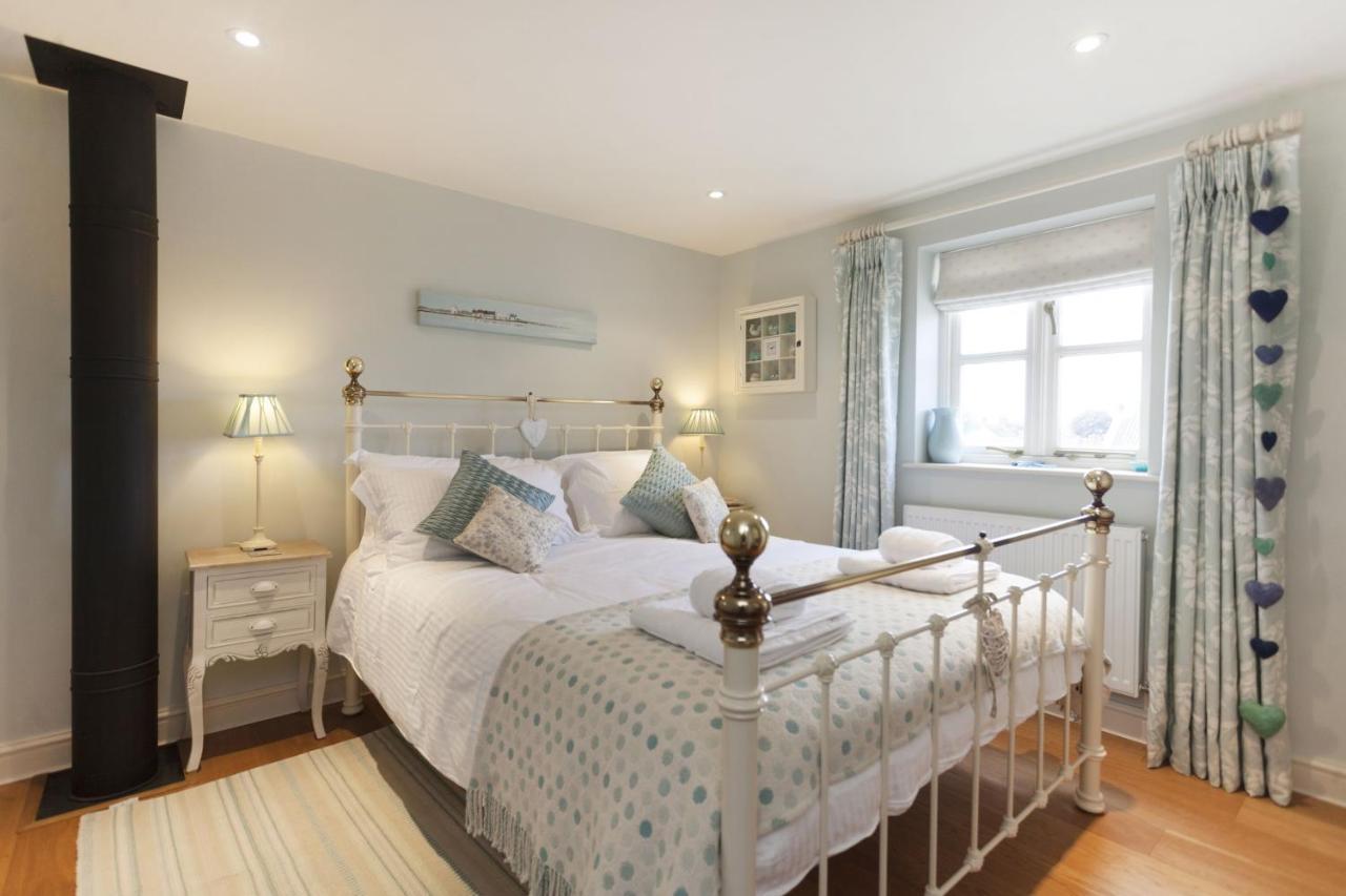 Legion Cottages Blakeney  Luaran gambar